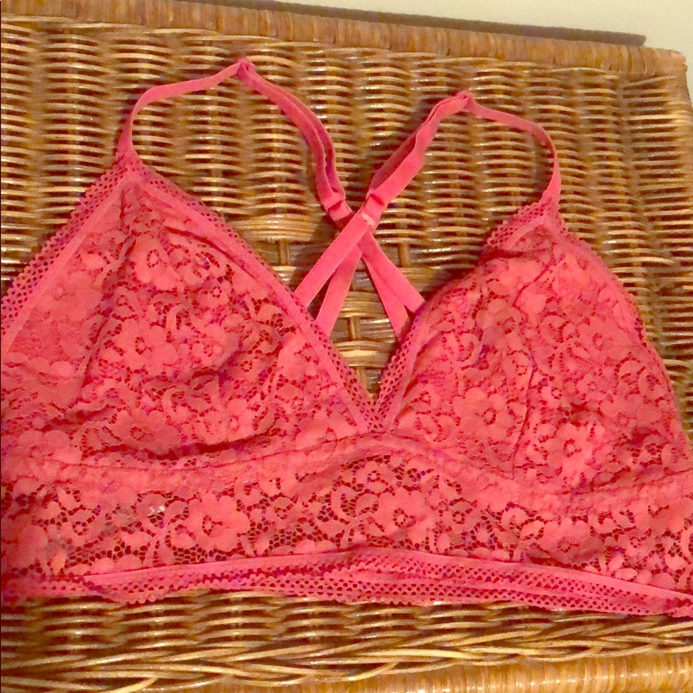Xhileration pink size large lace bralette